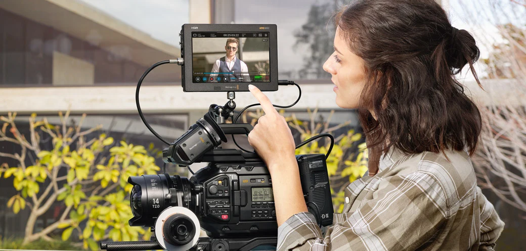 Blackmagic Video Assist · 摄影监看与录像终端