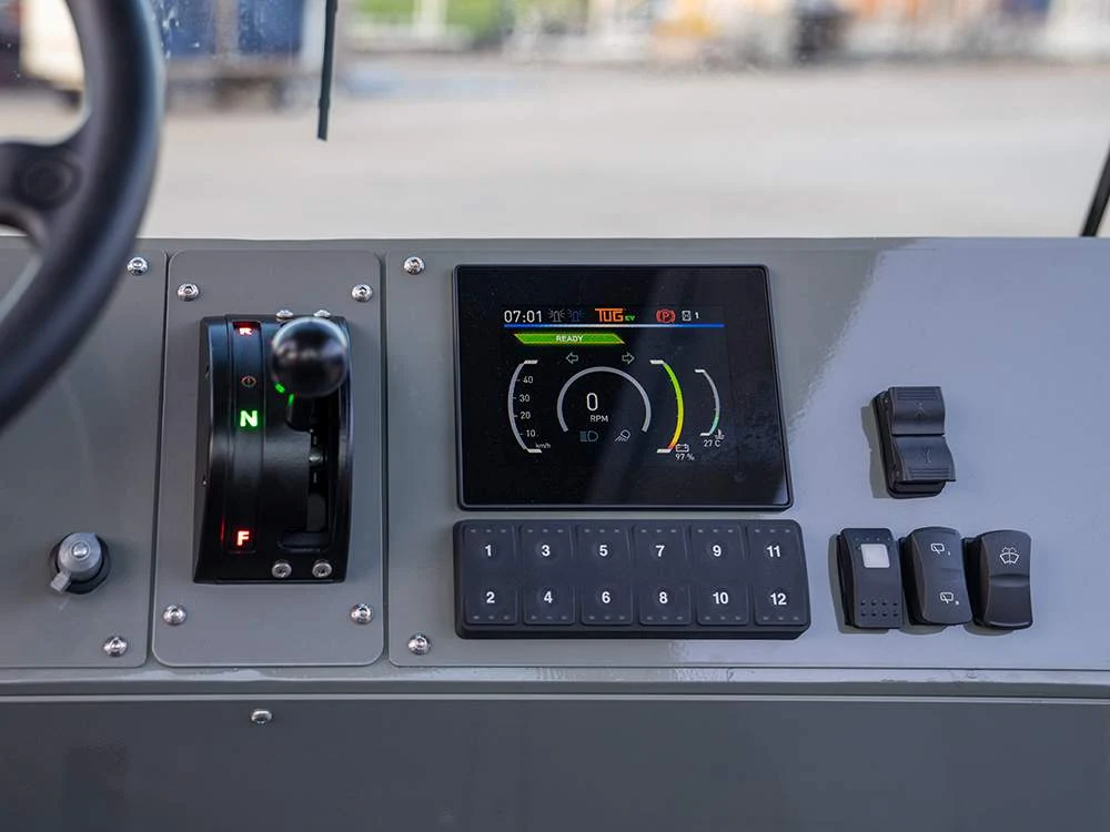 Textron TUG Endurance · 机场地勤设备终端